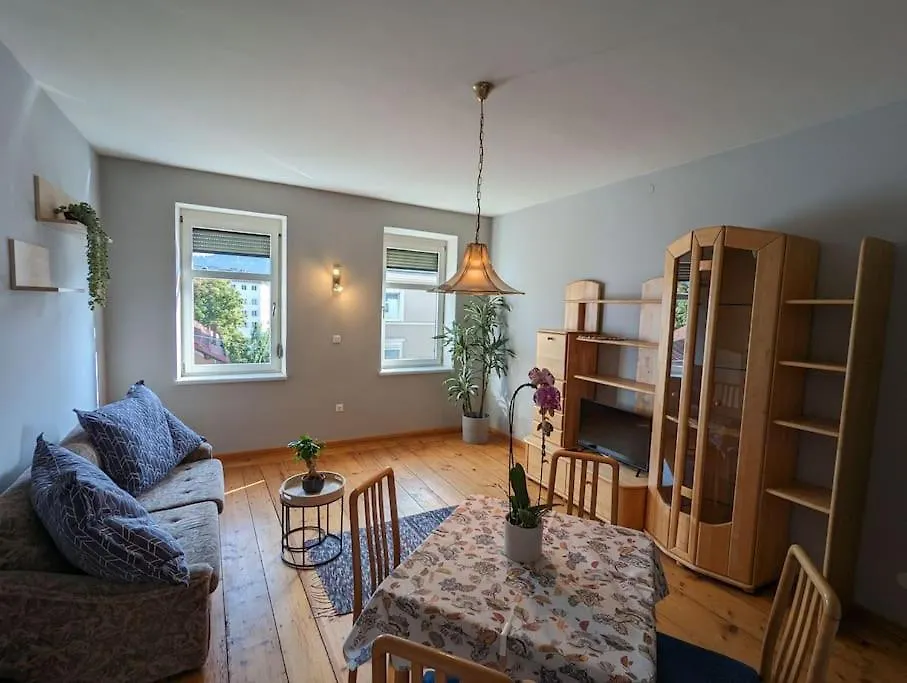 Spacious Room In Tyrolean Flat location